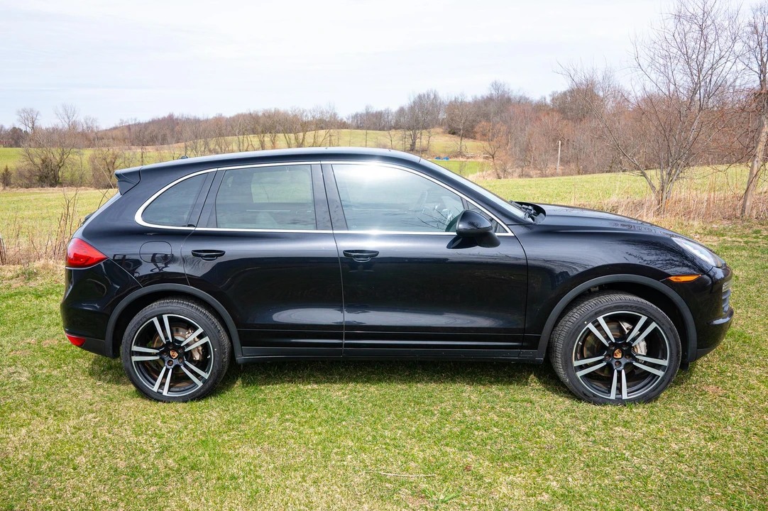 2011 Porsche 958 Cayenne S - Image 23 of 31