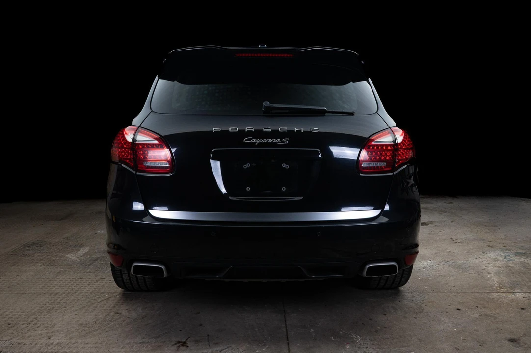2011 Porsche 958 Cayenne S - Image 14 of 31