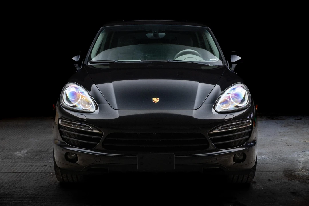 2011 Porsche 958 Cayenne S - Image 9 of 31