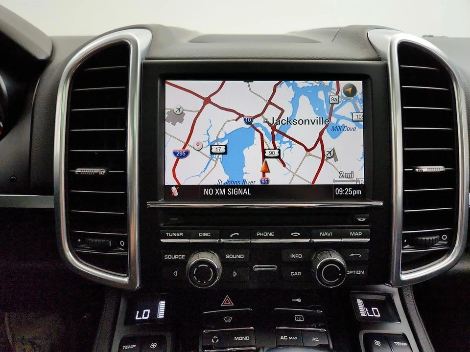 2011 Porsche 958 Cayenne S - Image 19 of 31