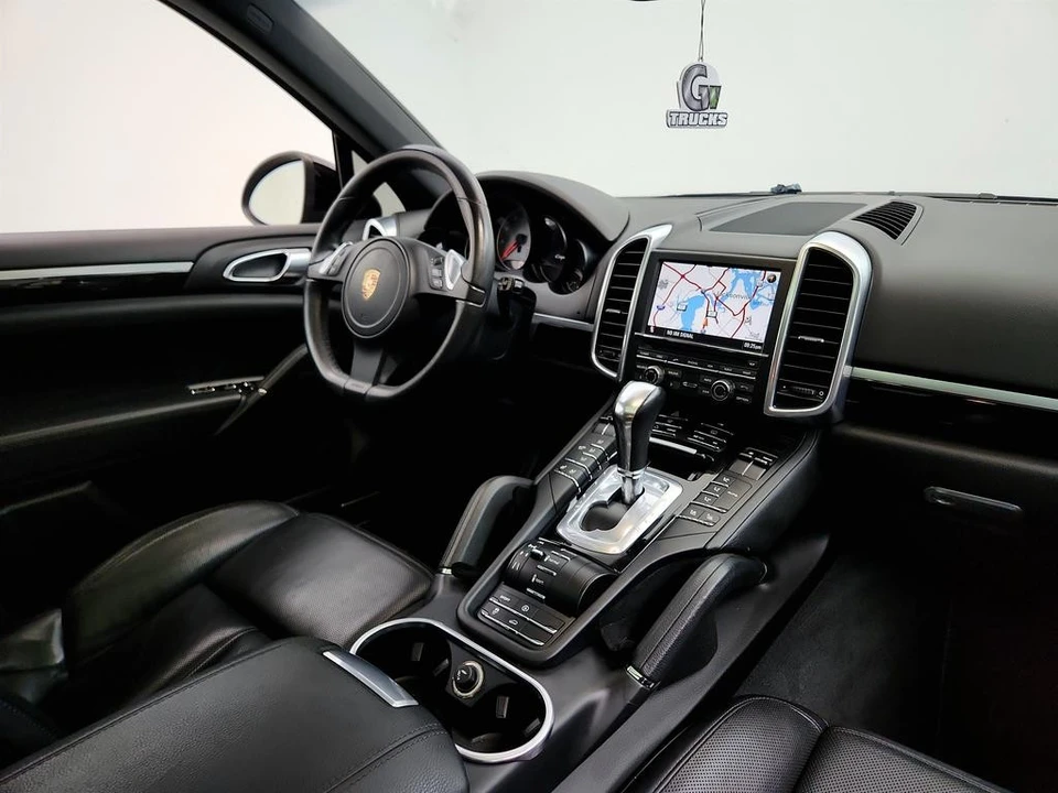 2011 Porsche 958 Cayenne S - Image 26 of 31