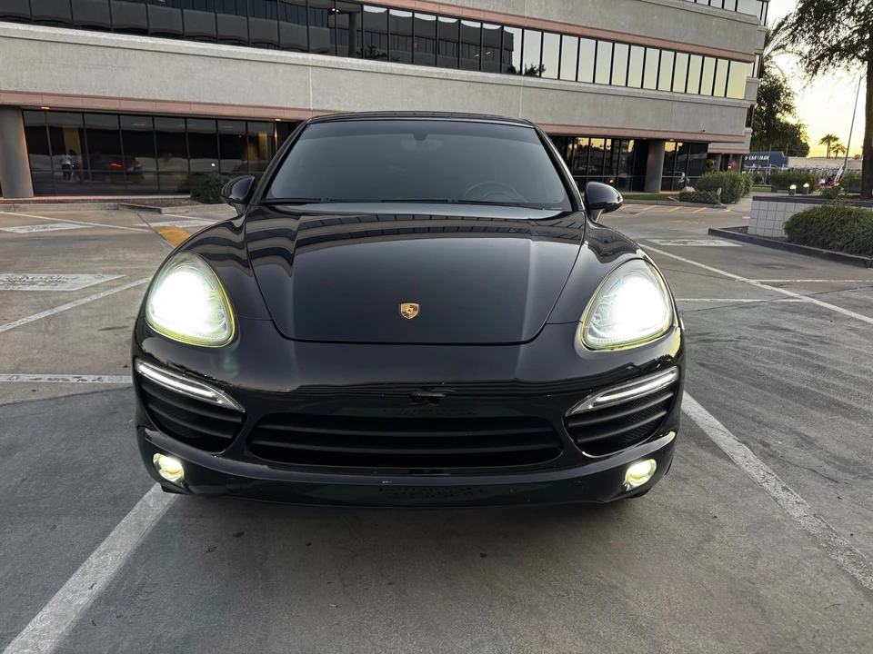 2011 Porsche 958 Cayenne S - Image 4 of 16