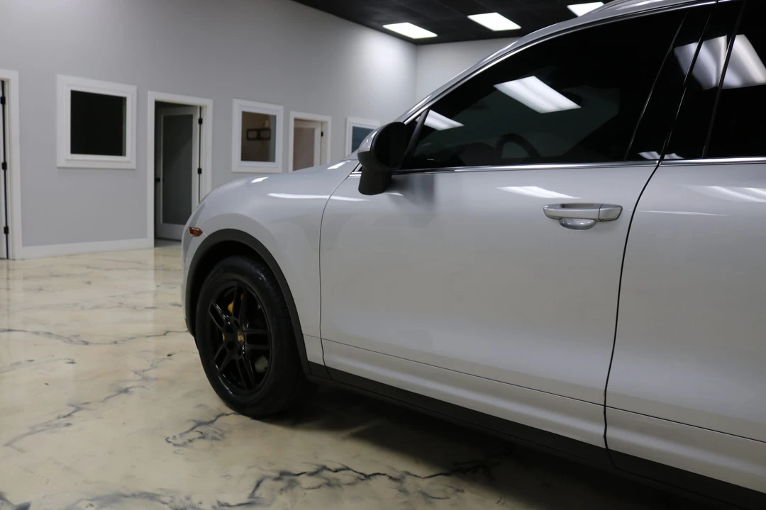 2011 Porsche 958 Cayenne S - Image 30 of 31
