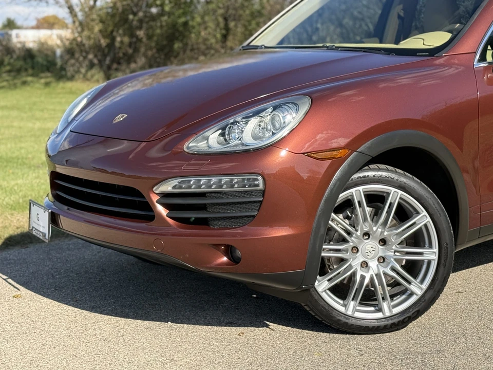 2011 Porsche 958 Cayenne S - Image 17 of 31