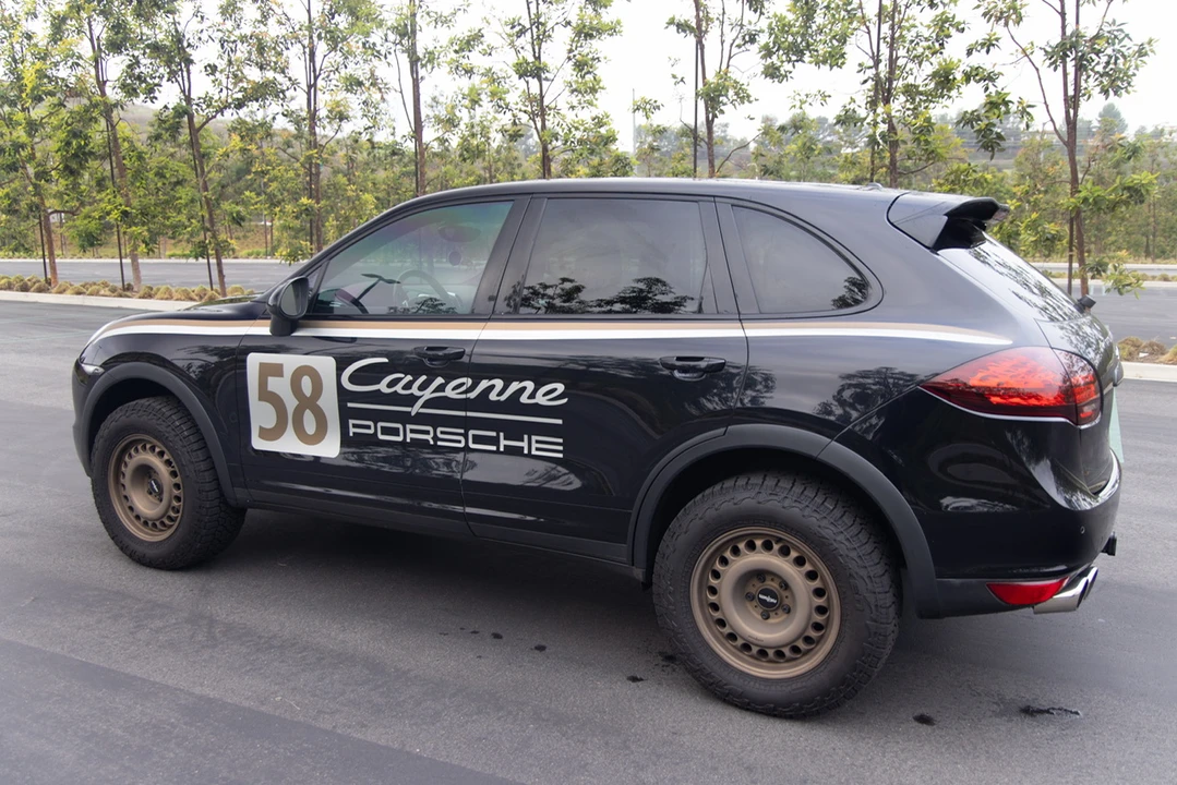 2011 Porsche 958 Cayenne S - Image 3 of 31