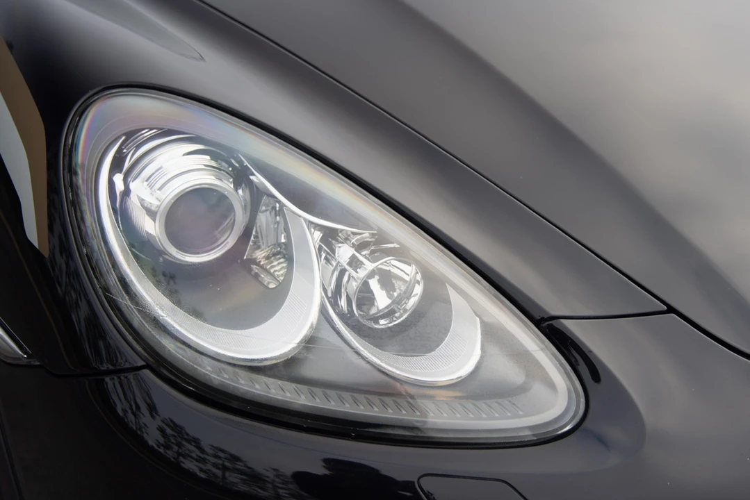 2011 Porsche 958 Cayenne S - Image 17 of 31