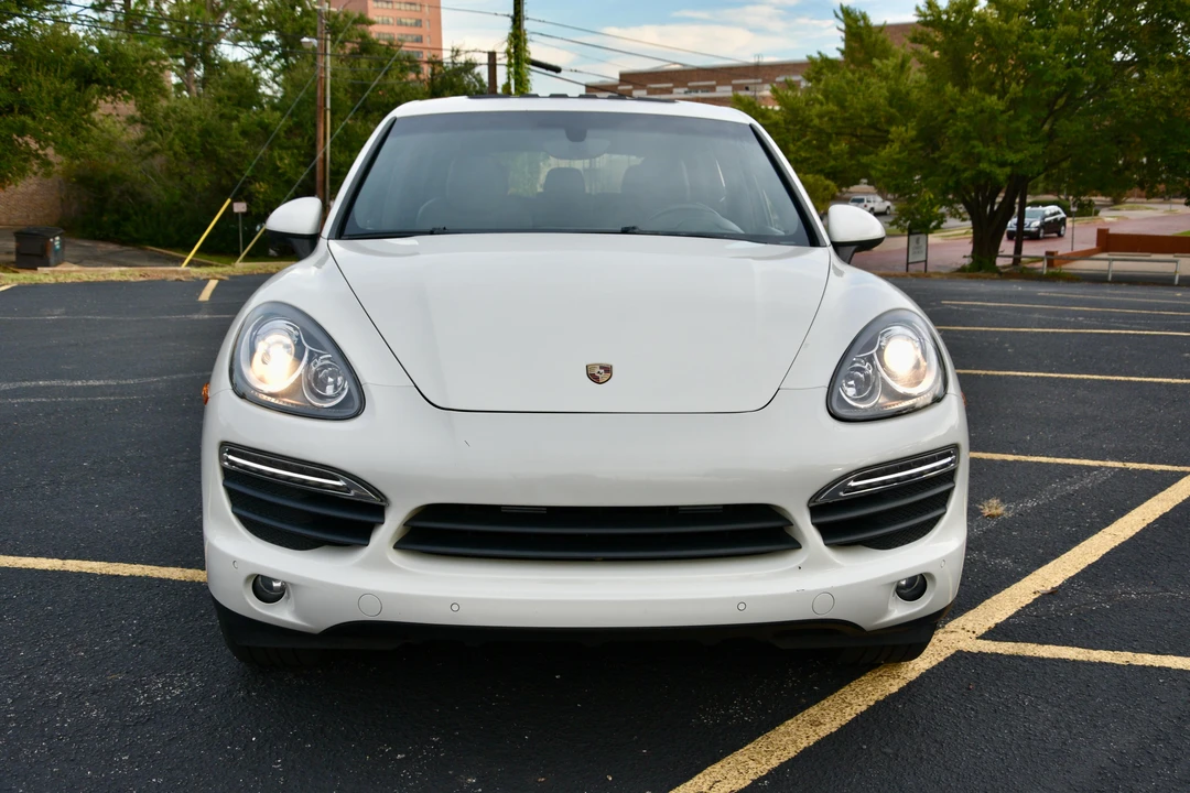 2011 Porsche 958 Cayenne S - Image 6 of 31
