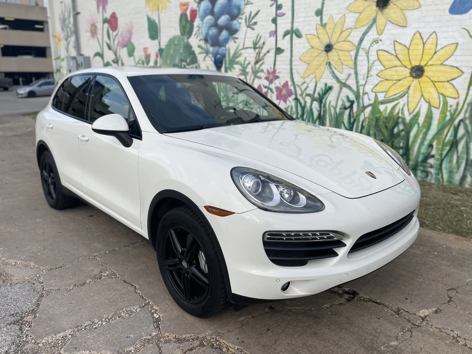 2011 Porsche 958 Cayenne S - Image 25 of 31