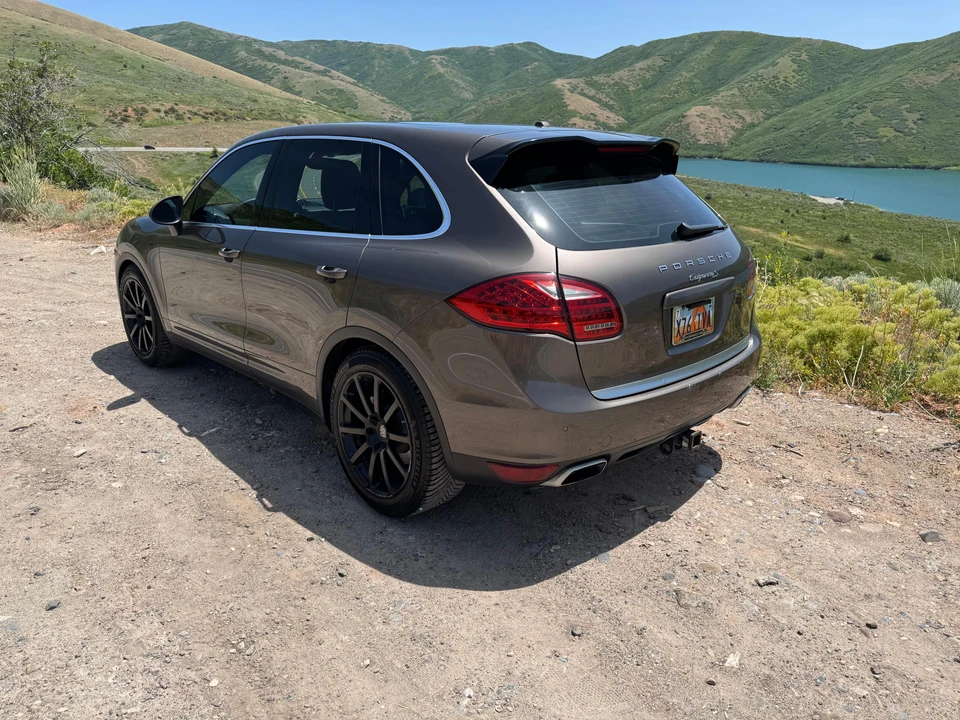 2011 Porsche 958 Cayenne S - Image 15 of 31