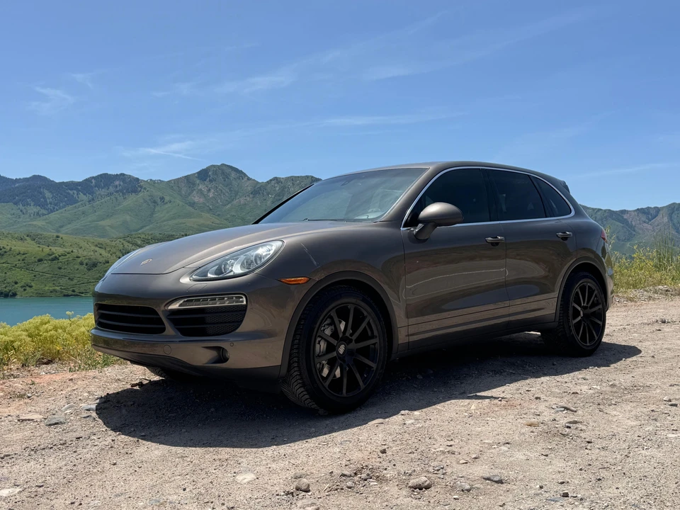 2011 Porsche 958 Cayenne S - Image 9 of 31