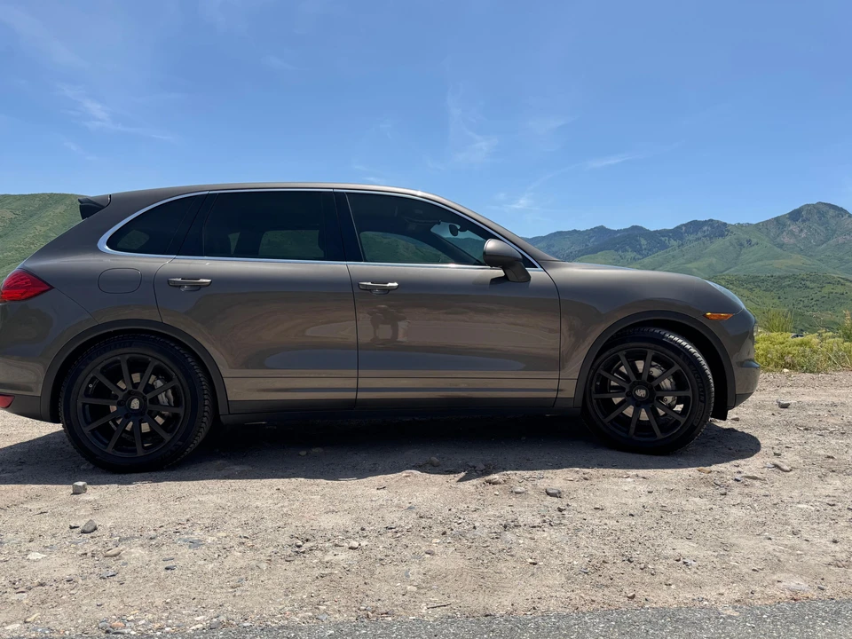 2011 Porsche 958 Cayenne S - Image 19 of 31
