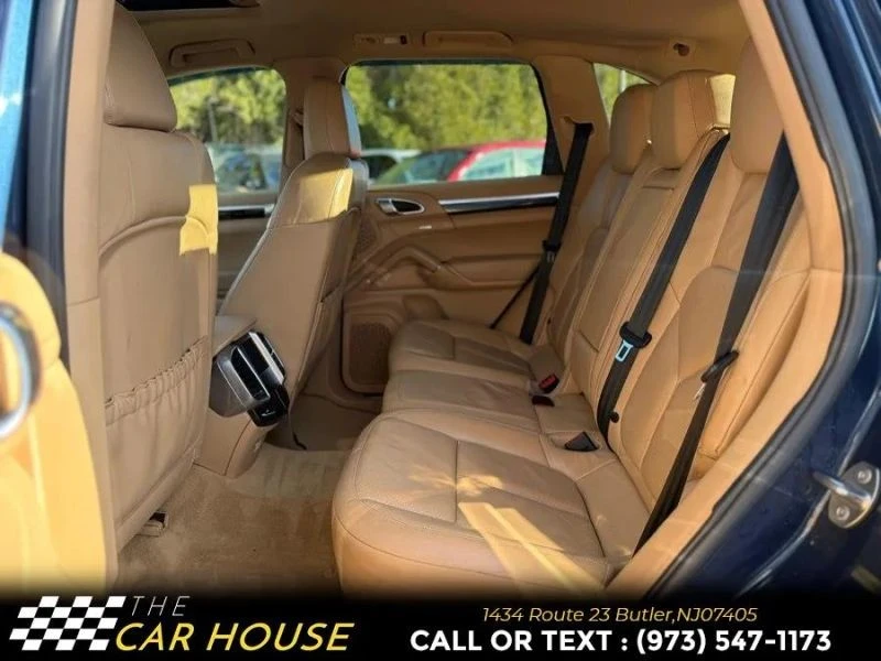 2011 Porsche 958 Cayenne S - Image 12 of 12