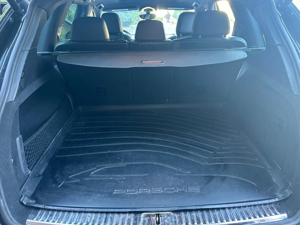 2011 Porsche 958 Cayenne S - Image 9 of 19