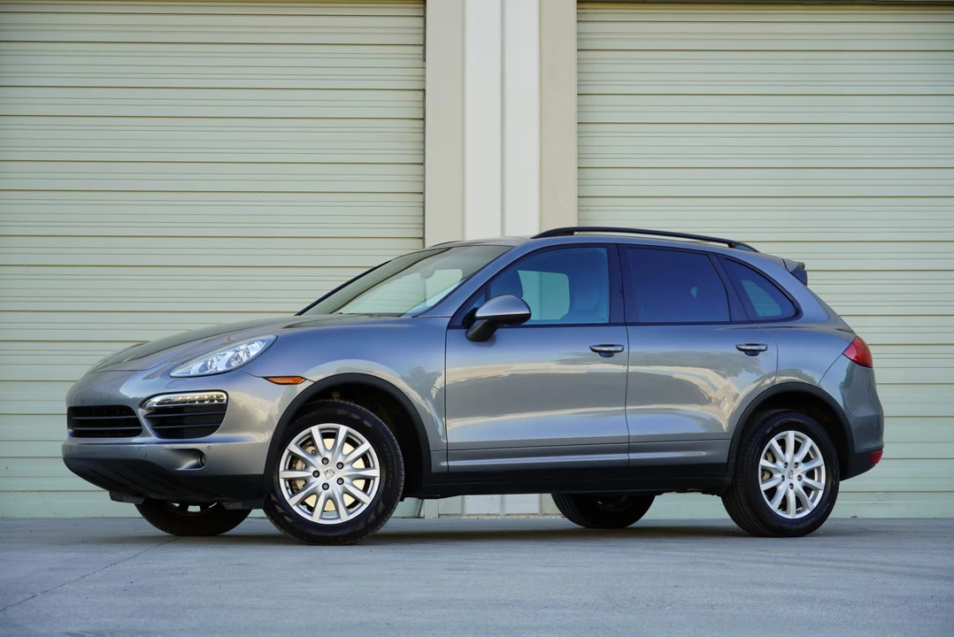 2011 Porsche 958 Cayenne S - Image 6 of 31