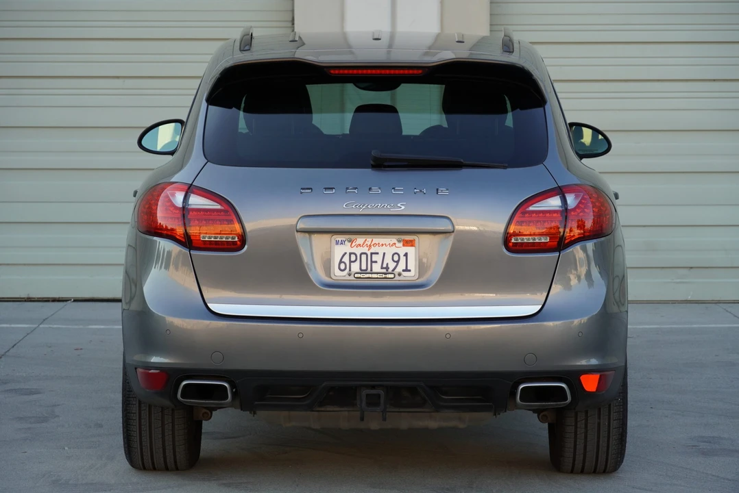 2011 Porsche 958 Cayenne S - Image 25 of 31