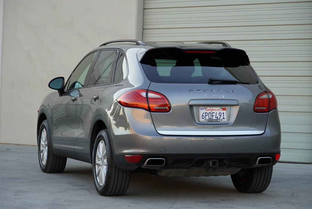 2011 Porsche 958 Cayenne S - Image 21 of 31