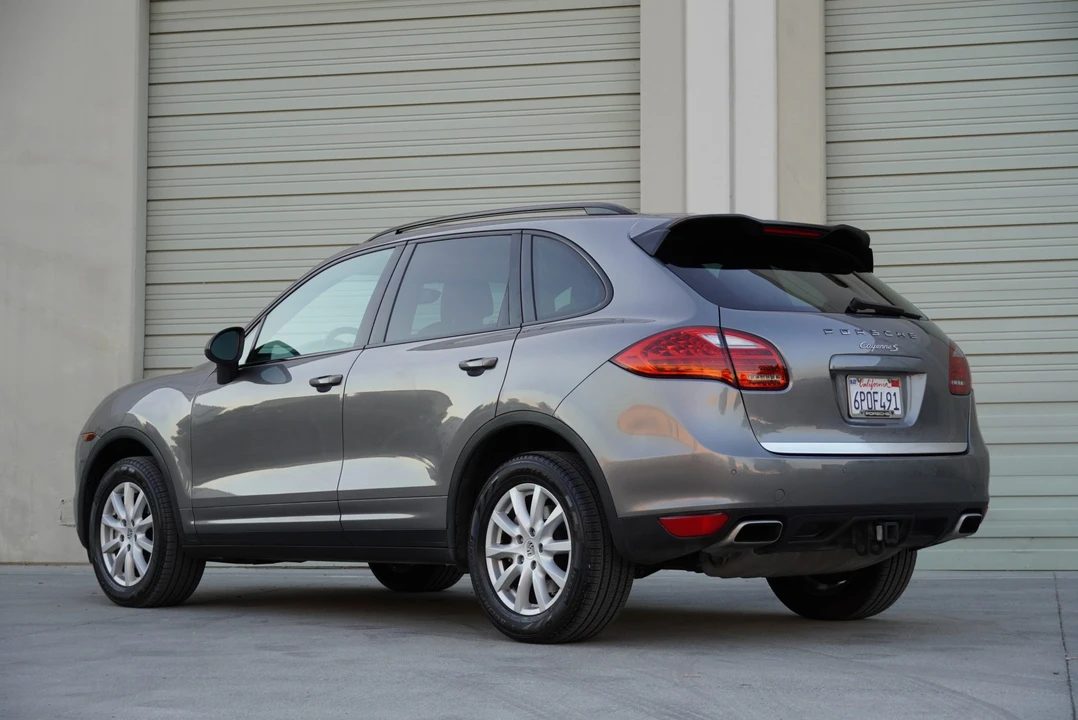 2011 Porsche 958 Cayenne S - Image 20 of 31