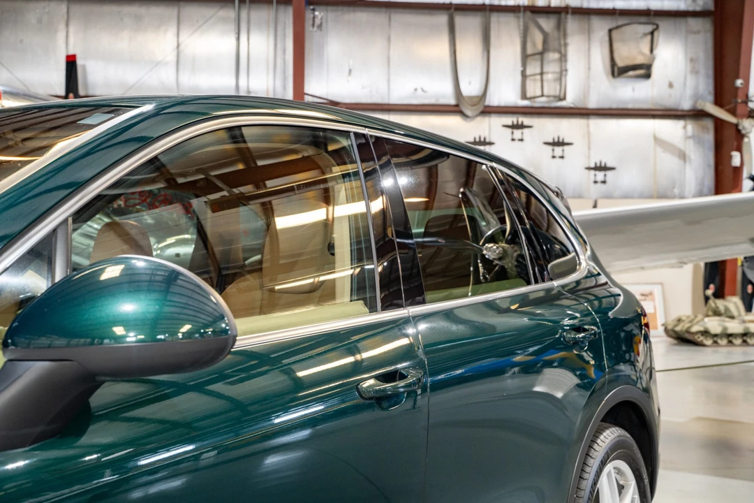 2011 Porsche 958 Cayenne S - Image 22 of 31