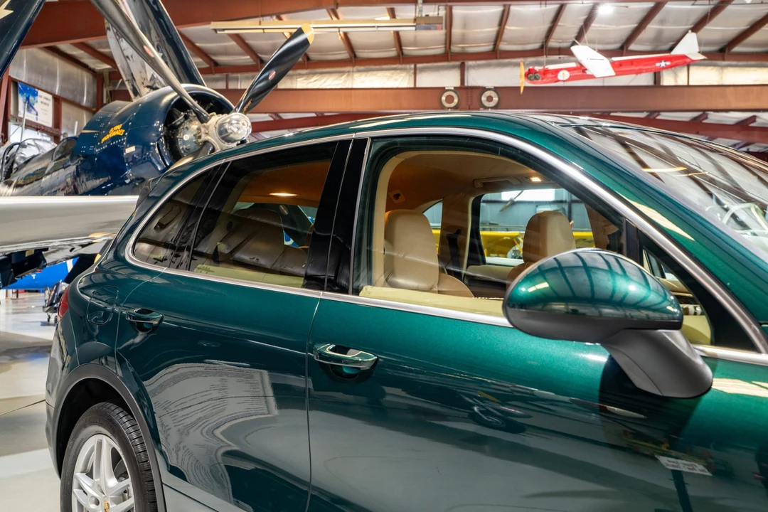 2011 Porsche 958 Cayenne S - Image 21 of 31