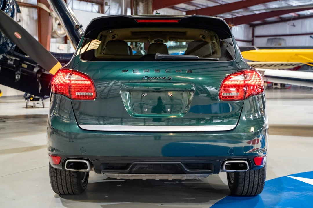 2011 Porsche 958 Cayenne S - Image 9 of 31