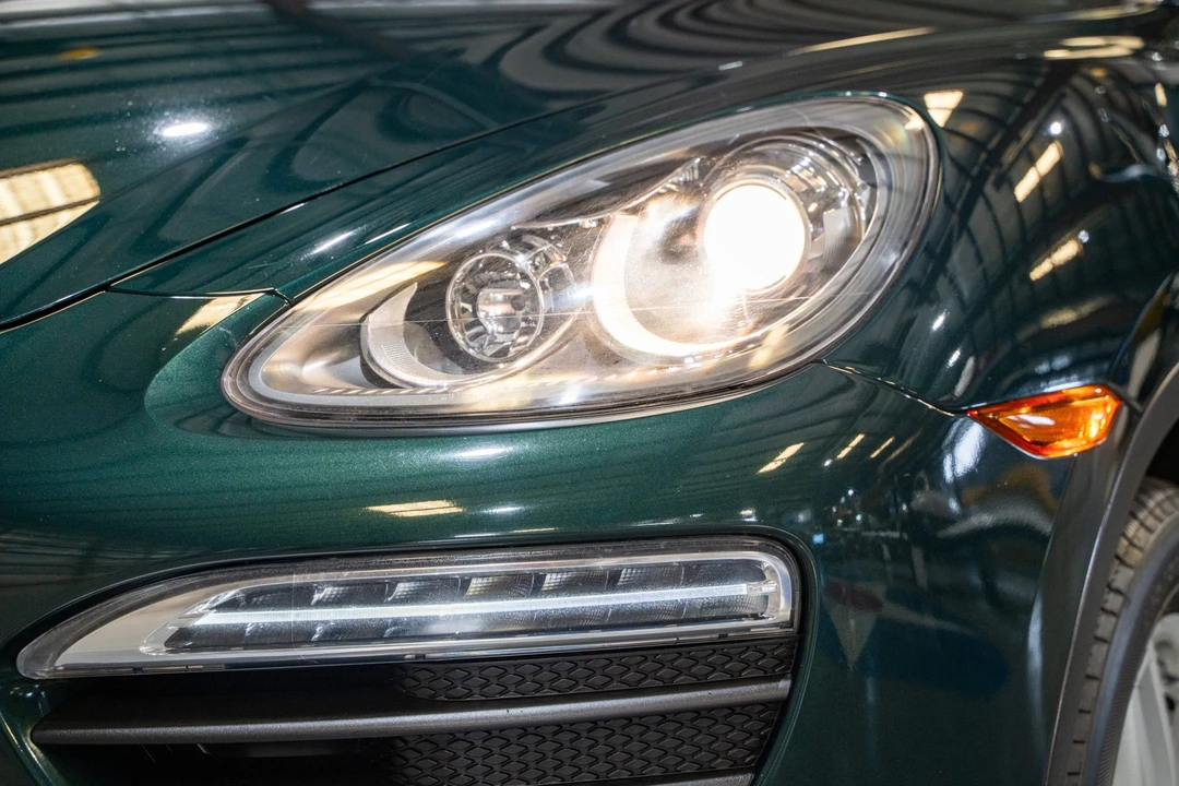 2011 Porsche 958 Cayenne S - Image 17 of 31
