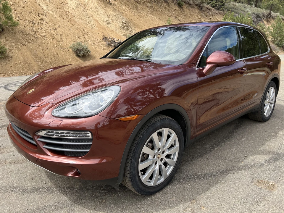 2011 Porsche 958 Cayenne S - Image 9 of 31