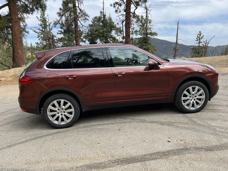 2011 Porsche 958 Cayenne S - Image 22 of 31