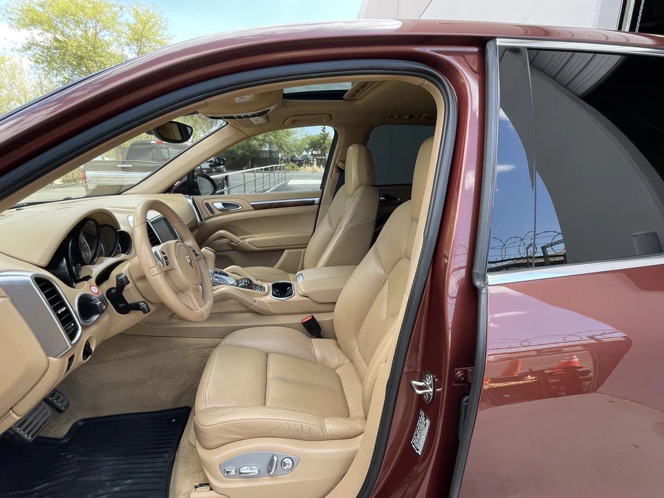 2011 Porsche 958 Cayenne S - Image 13 of 13