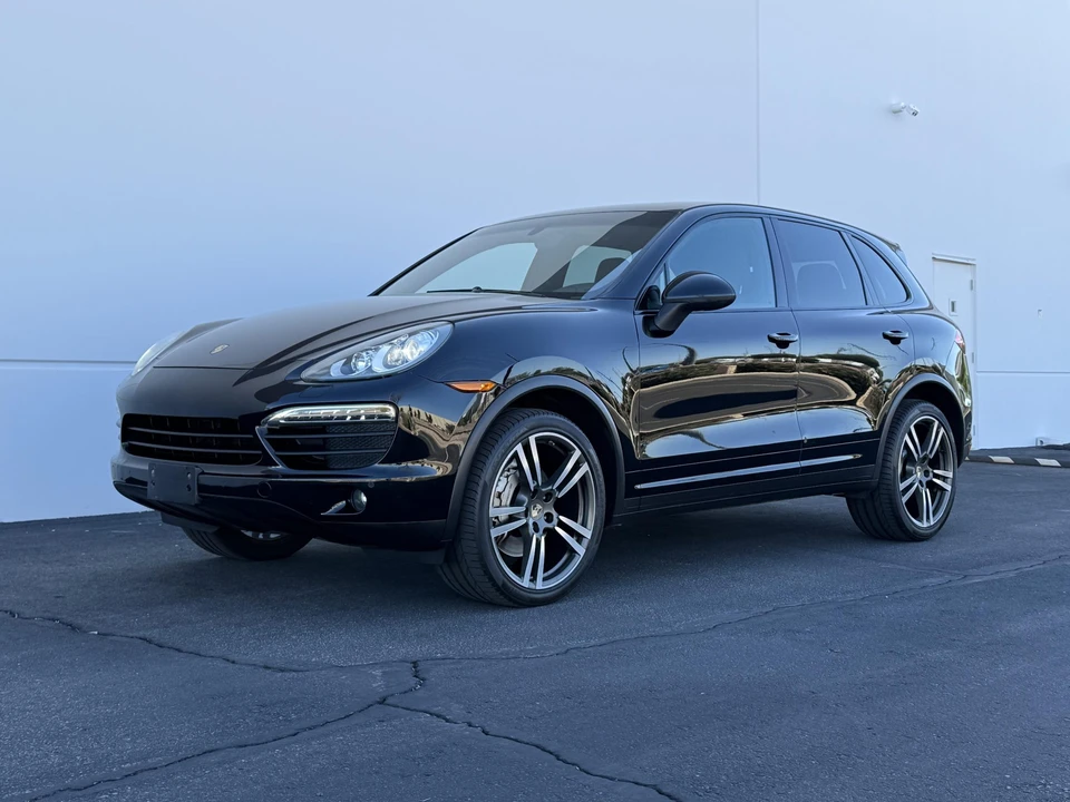 2011 Porsche 958 Cayenne S - Image 4 of 31
