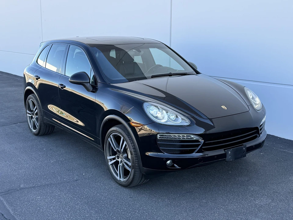 2011 Porsche 958 Cayenne S - Image 16 of 31