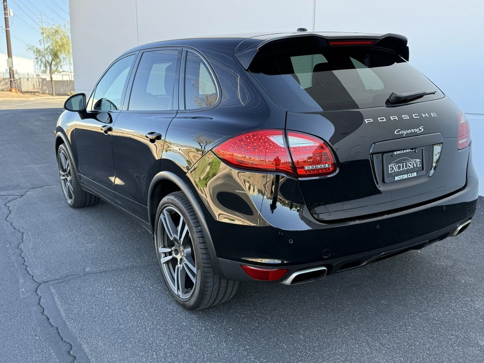 2011 Porsche 958 Cayenne S - Image 8 of 31