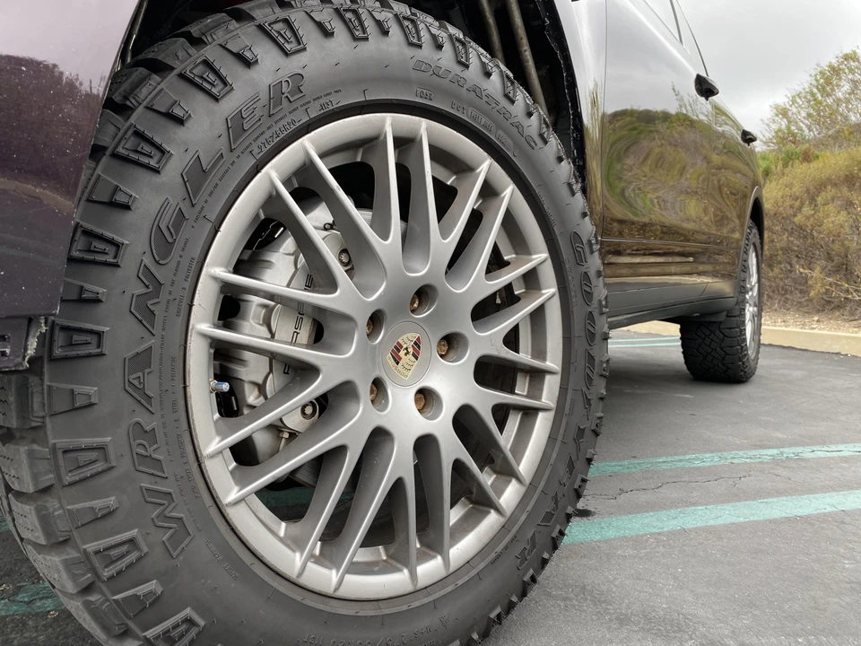 2011 Porsche 958 Cayenne S - Image 17 of 31