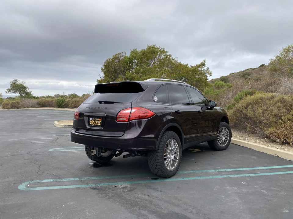 2011 Porsche 958 Cayenne S - Image 7 of 31