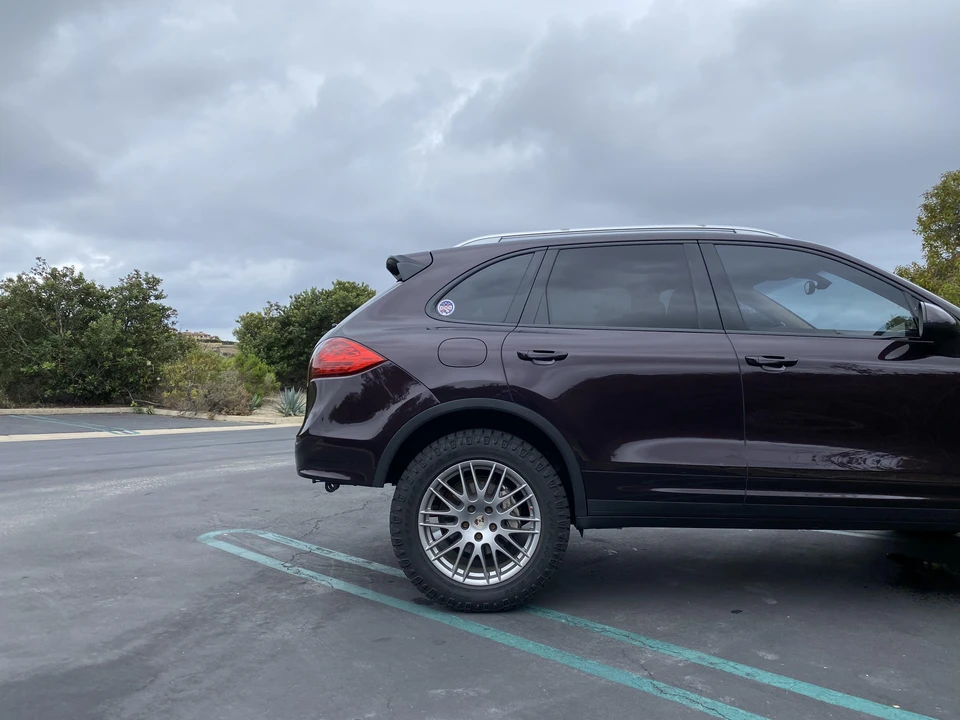 2011 Porsche 958 Cayenne S - Image 13 of 31