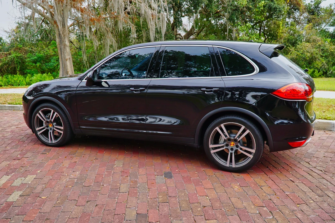 2011 Porsche 958 Cayenne S - Image 23 of 31