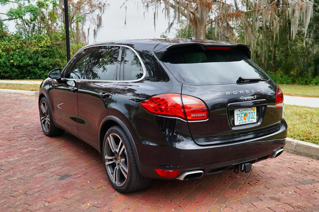 2011 Porsche 958 Cayenne S - Image 25 of 31