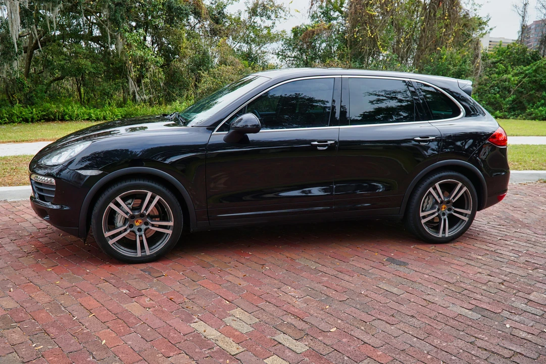 2011 Porsche 958 Cayenne S - Image 21 of 31