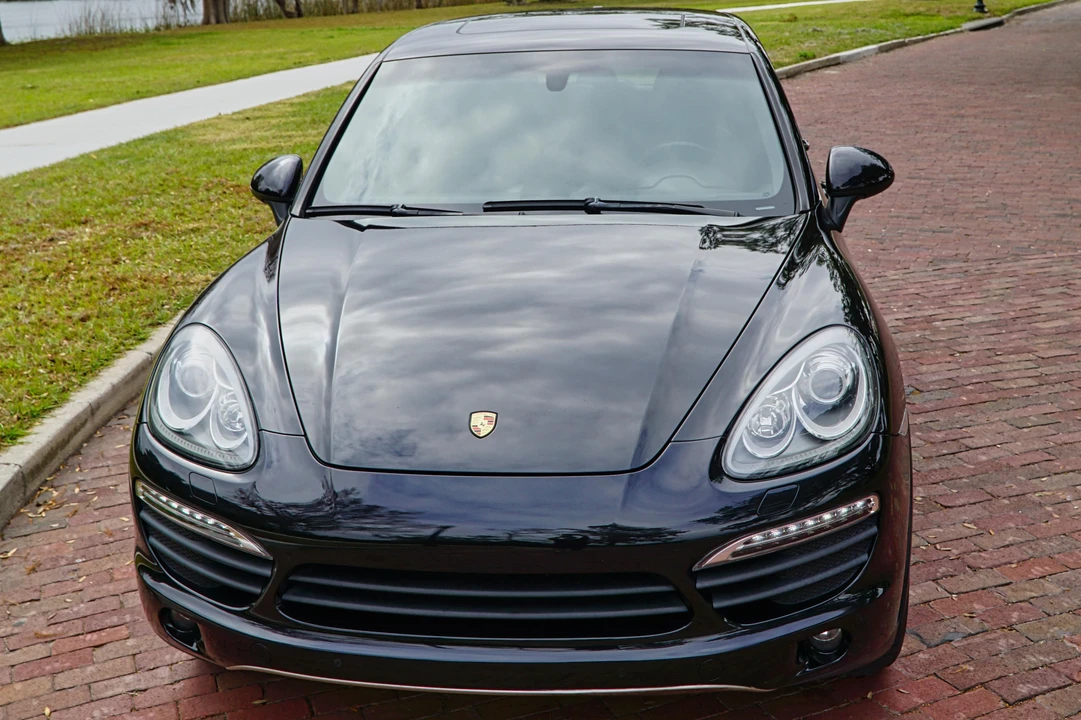 2011 Porsche 958 Cayenne S - Image 18 of 31