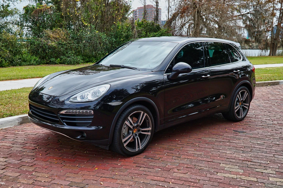 2011 Porsche 958 Cayenne S - Image 19 of 31