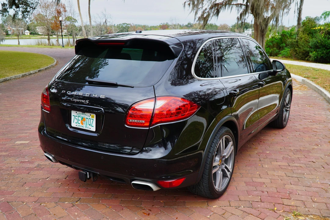 2011 Porsche 958 Cayenne S - Image 26 of 31