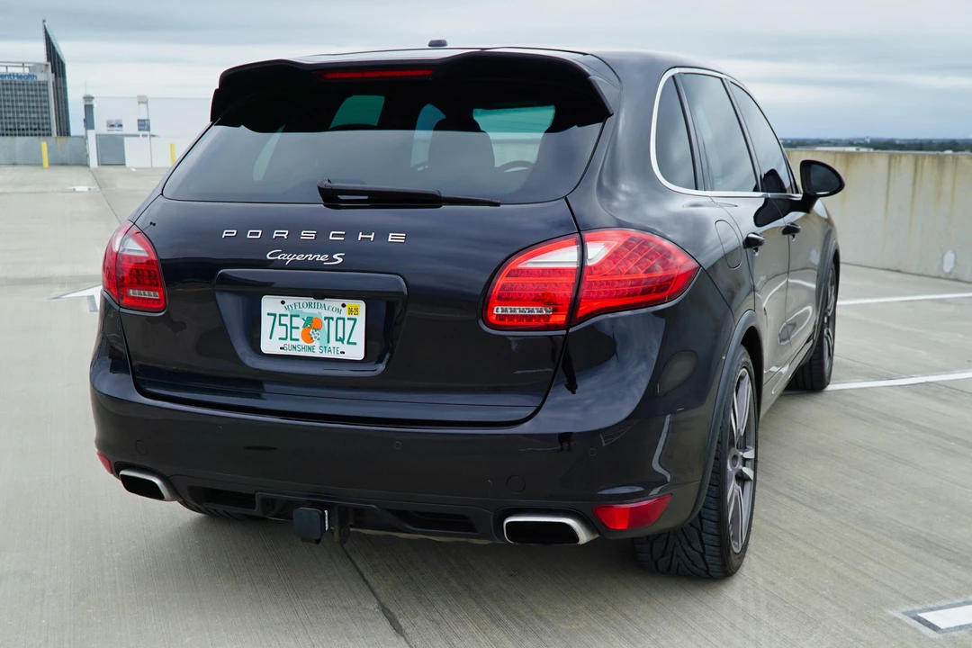 2011 Porsche 958 Cayenne S - Image 10 of 31