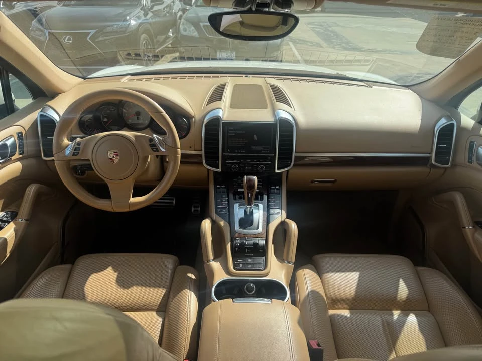 2011 Porsche 958 Cayenne S - Image 5 of 9