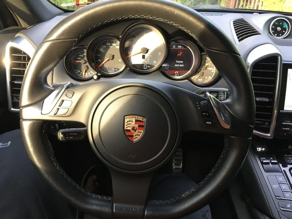 2011 Porsche 958 Cayenne S - Image 7 of 13