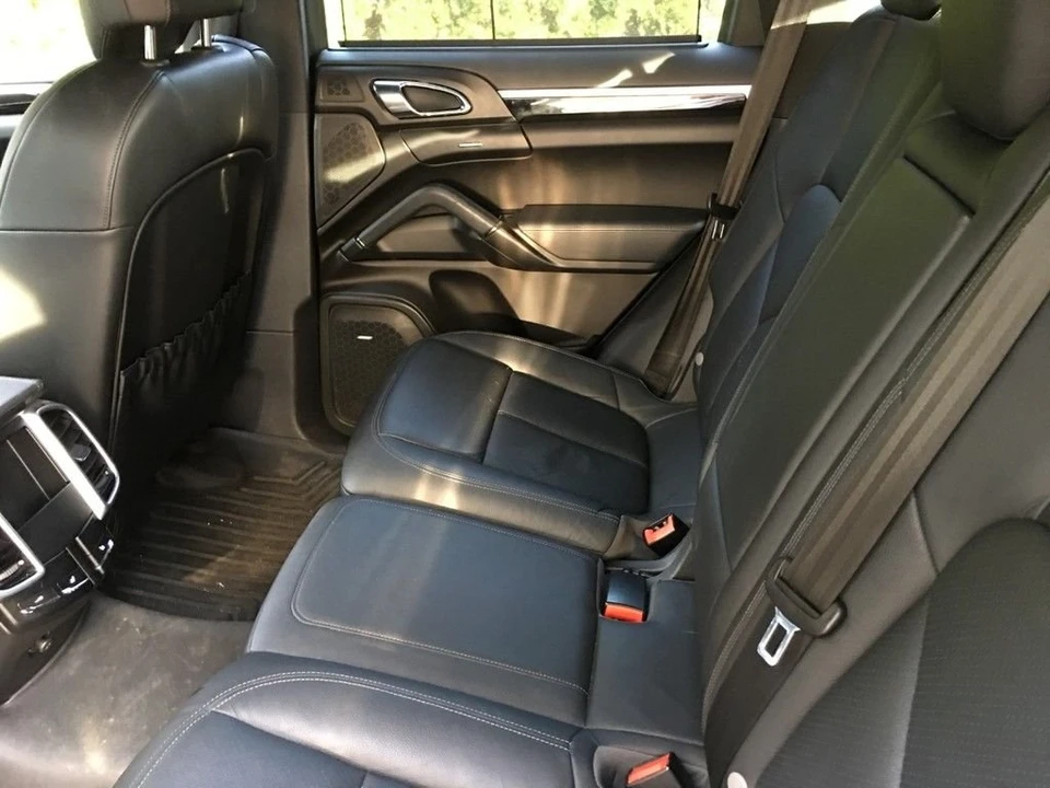 2011 Porsche 958 Cayenne S - Image 11 of 13