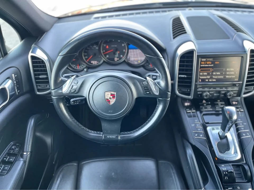 2011 Porsche 958 Cayenne - Image 8 of 12
