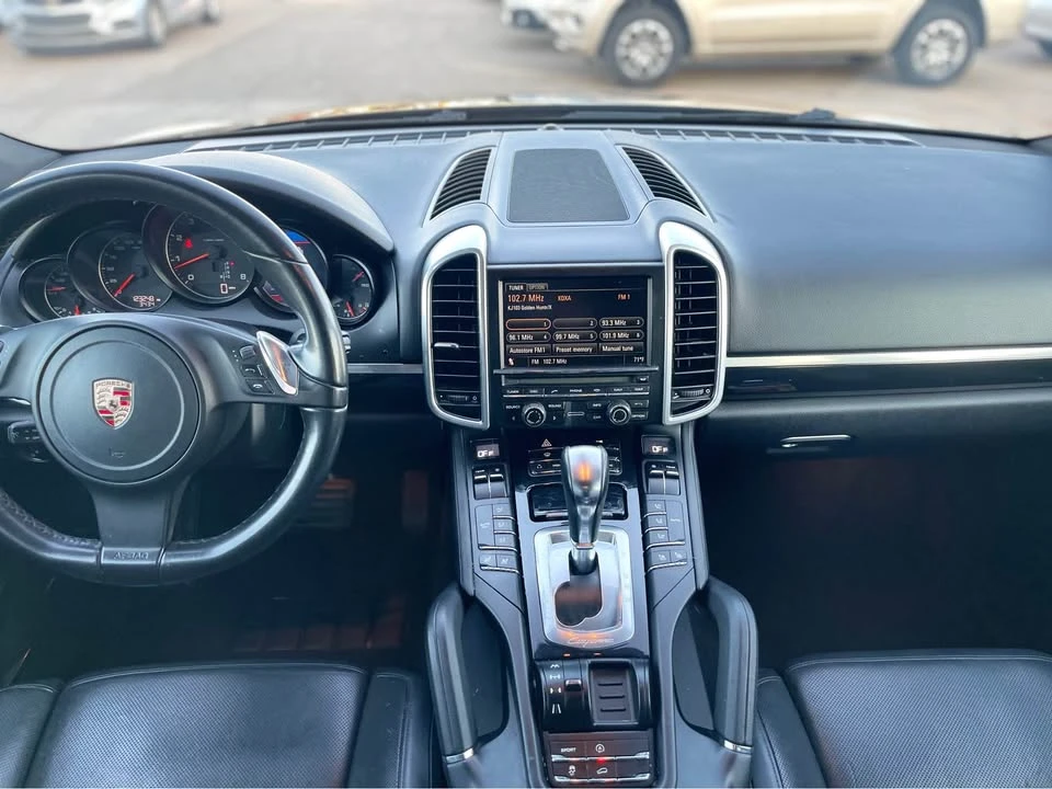 2011 Porsche 958 Cayenne - Image 7 of 12