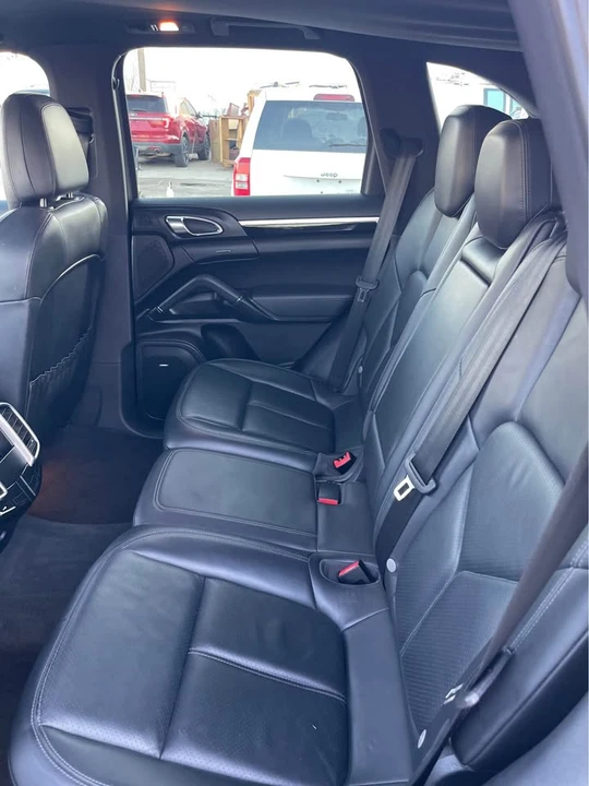 2011 Porsche 958 Cayenne - Image 6 of 12