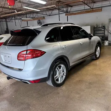 2011 Porsche Cayenne Sport Utility 4D