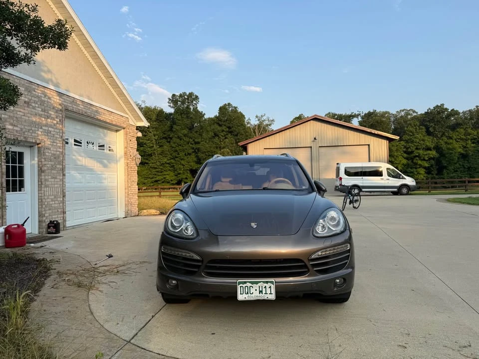 2011 Porsche 958 Cayenne - Image 13 of 20