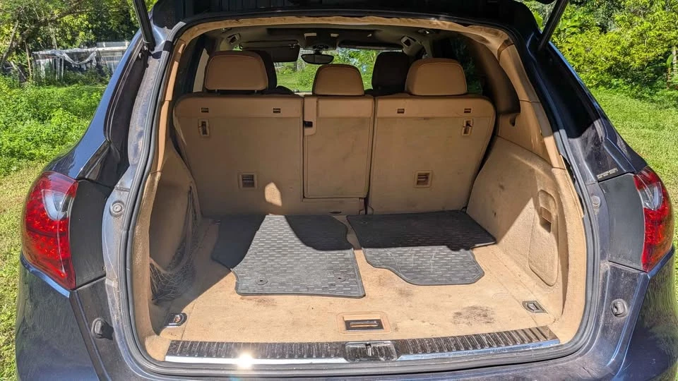 2011 Porsche 958 Cayenne - Image 11 of 12